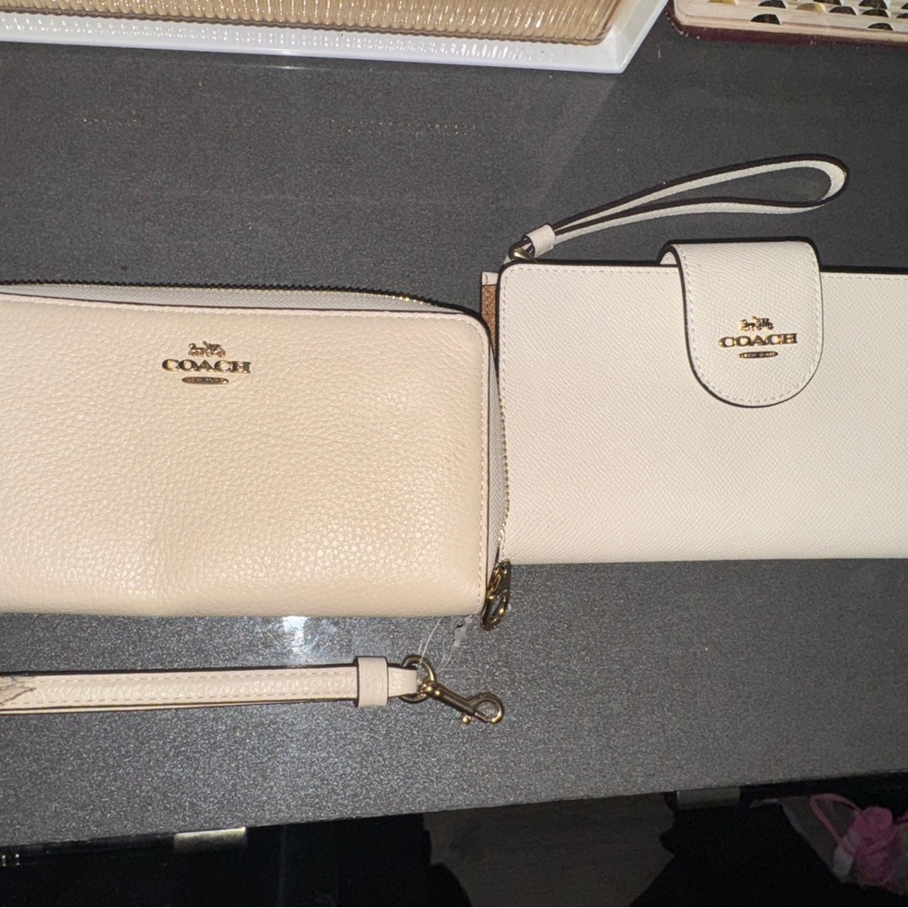 Coach Cream Wristlet Set